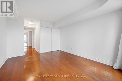 4105 - 763 Bay Street, Toronto, ON 