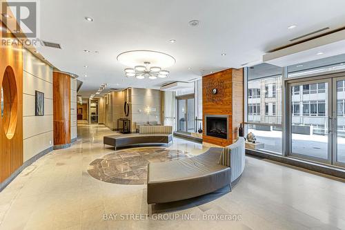 4105 - 763 Bay Street, Toronto, ON 