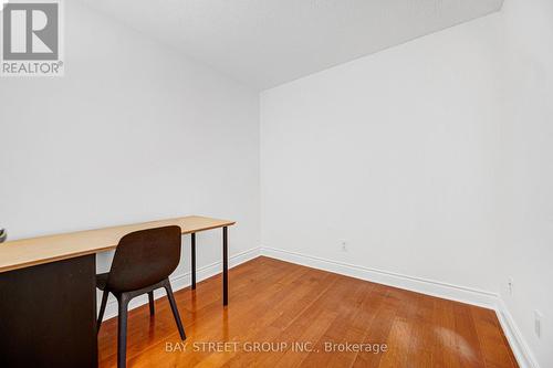 4105 - 763 Bay Street, Toronto, ON 