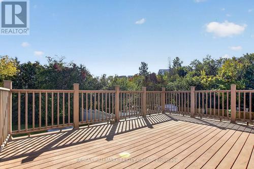 93 Banchory Crescent, Ottawa, ON 