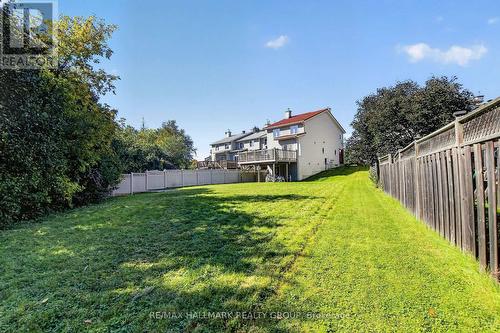 93 Banchory Crescent, Ottawa, ON 