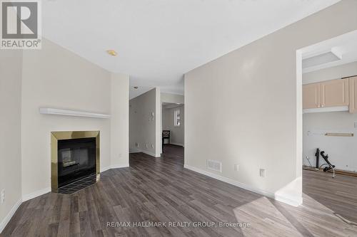 93 Banchory Crescent, Ottawa, ON 