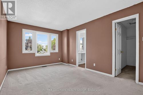 93 Banchory Crescent, Ottawa, ON 