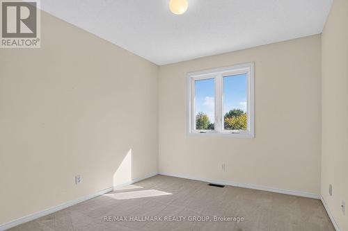 93 Banchory Crescent, Ottawa, ON 