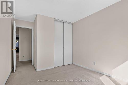 93 Banchory Crescent, Ottawa, ON 