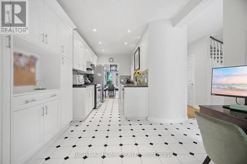 219 Broadway Avenue, Toronto, ON 
