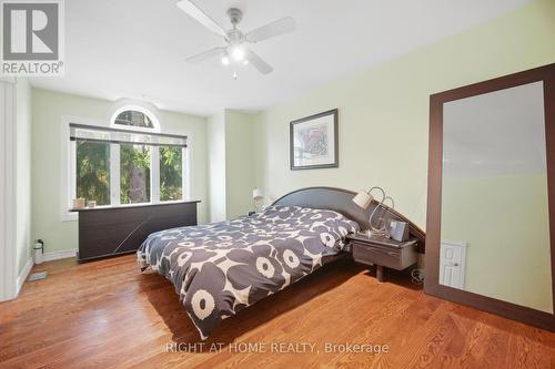 Master Bedroom - 219 Broadway Avenue, Toronto, ON 