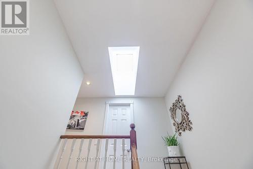 Skylight 3rd Floor - 219 Broadway Avenue, Toronto, ON 