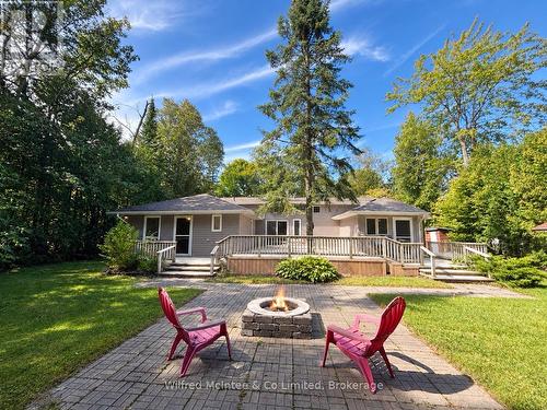 Come sit by the fire - 7 3Rd Avenue S, Native Leased Lands, ON 