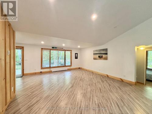 Living room 20' x 16' - 7 3Rd Avenue S, Native Leased Lands, ON 