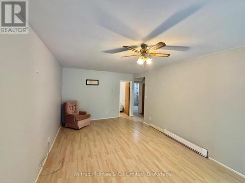 Third family room with access to 3 bedrooms - 7 3Rd Avenue S, Native Leased Lands, ON 
