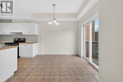 18 Palacebeach Trail, Hamilton, ON 