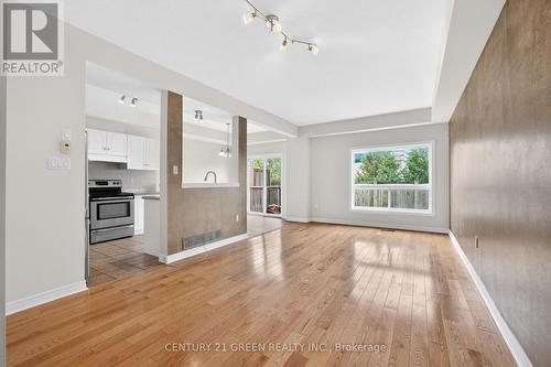 18 Palacebeach Trail, Hamilton, ON 