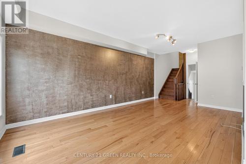 18 Palacebeach Trail, Hamilton, ON 