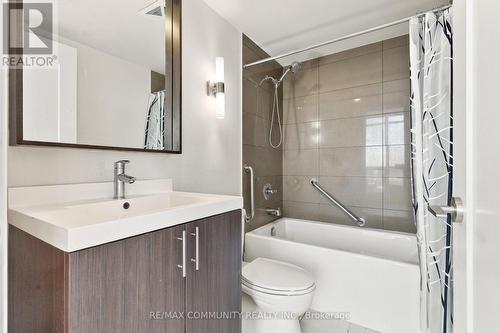 2111 - 18 Graydon Hall Drive, Toronto, ON 
