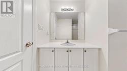 Upper Floor Second 4pc Bathroom - 