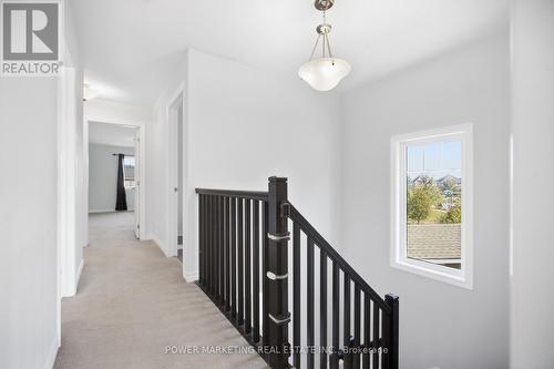 618 Monardia Way, Ottawa, ON 