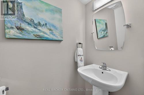 30 Masters Crescent, Georgian Bay, ON 