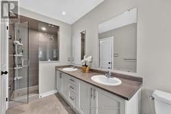 En Suite - 
