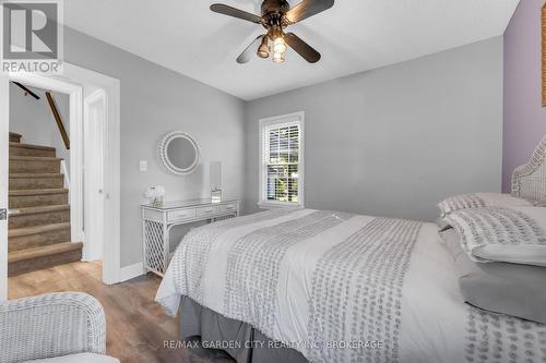 4 Manor Road, St. Catharines (Vine/Linwell), ON 