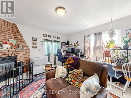 303 Oakwood Avenue, Toronto, ON 