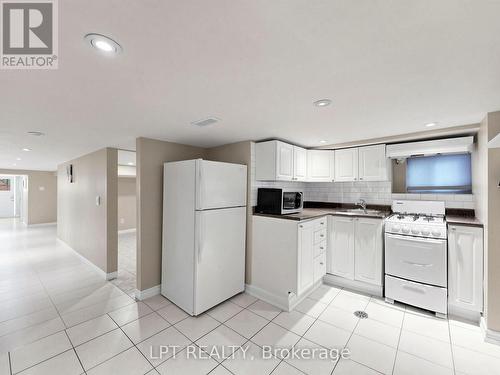 303 Oakwood Avenue, Toronto, ON 