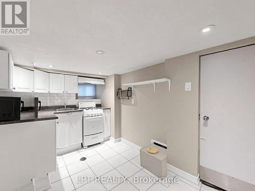 303 Oakwood Avenue, Toronto, ON 