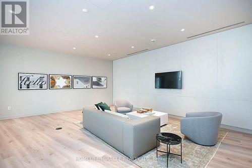 209 - 3900 Confederation Parkway, Mississauga, ON 