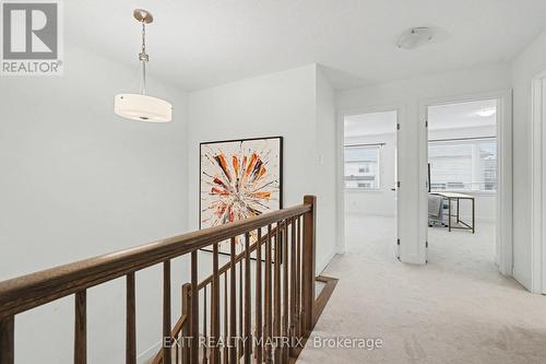 656 Putney Crescent, Ottawa, ON 