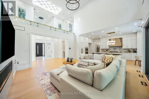 1470 Albion Avenue, Oakville, ON 