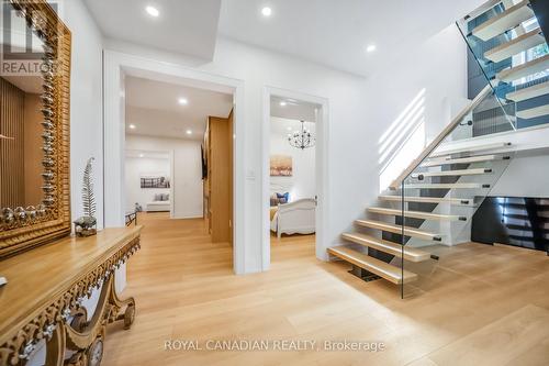 1470 Albion Avenue, Oakville, ON 