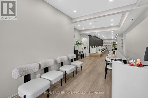 803 Dundas Street W, Toronto, ON 