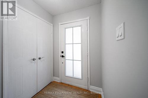 3212 Pinemeadow Drive, Burlington, ON 