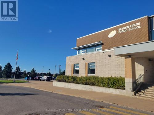Bathurst St. & Tower Hill Road. Walk to school - 304 Tower Hill Road, Richmond Hill, ON 