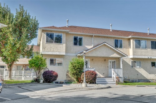 142-1458 Penticton Avenue  Penticton, BC V2A 8L3