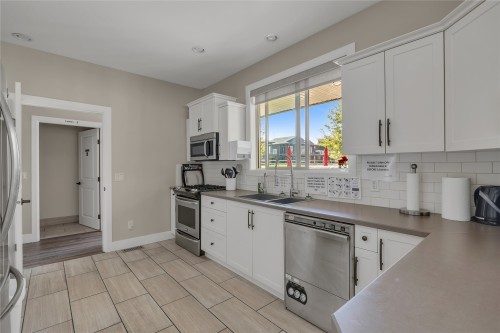 3804 Siringo Lane, Westbank, BC 