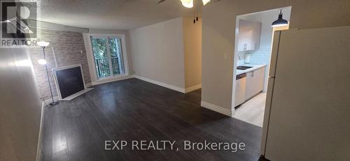 220 - 725 Deveron Crescent, London South (South T), ON 