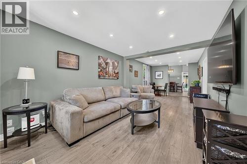 7 East 24Th Street, Hamilton, ON 