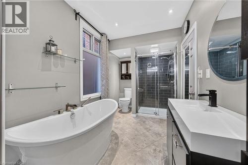 7 East 24Th Street, Hamilton, ON 