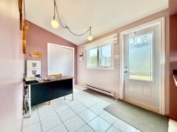 Mud Room - 
