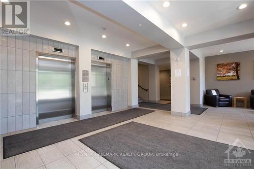 414 - 808 BRONSON AVENUE , Ottawa, Ontario K1S 5A4 2