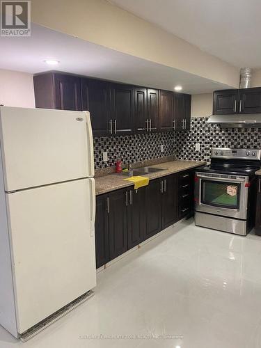 BASEMENT ROOM - 7 BLACKSTONE RIVER DRIVE , Brampton, Ontario L6R 3V5 2