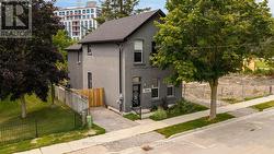 54 CLAPPERTON STREET Barrie, ON L4M 3E9