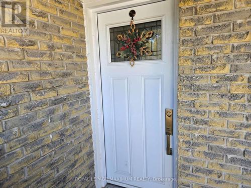 21 DARNBOROUGH WAY , Toronto, Ontario M1W 2G2 2