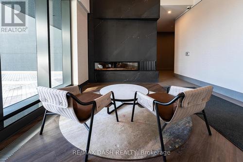 513 - 1007 THE QUEENSWAY AVENUE , Toronto, Ontario M8Z 0H4 2