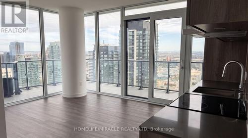 5605 - 448 BURNHAMTHORPE ROAD , Mississauga, Ontario L5B 0R4 5