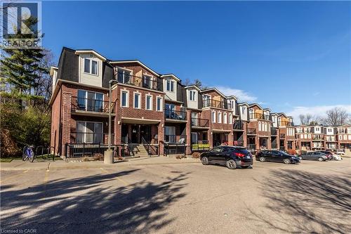 45 CEDARHILL Crescent Unit# 1C , Kitchener, Ontario N2E 0A2 3