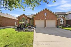 204 KINGFISHER AVENUE Woodstock, ON N4T 0B3