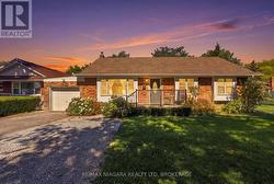 97 GLENDALE AVENUE St. Catharines (Glendale/Glenridge), ON L2T 2J4