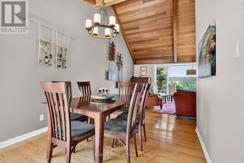9 Foxrun Lane, Ottawa, ON 